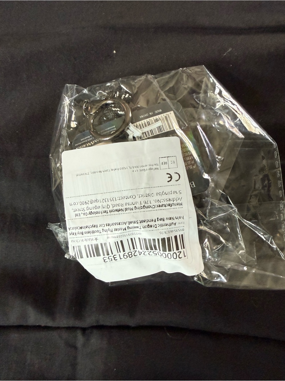 Toothless Keychain - Picture 7 of 7